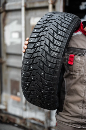 фото протектора и шины Ice Blazer WST3 Шина Sailun Ice Blazer WST3 185/55 R15 86T